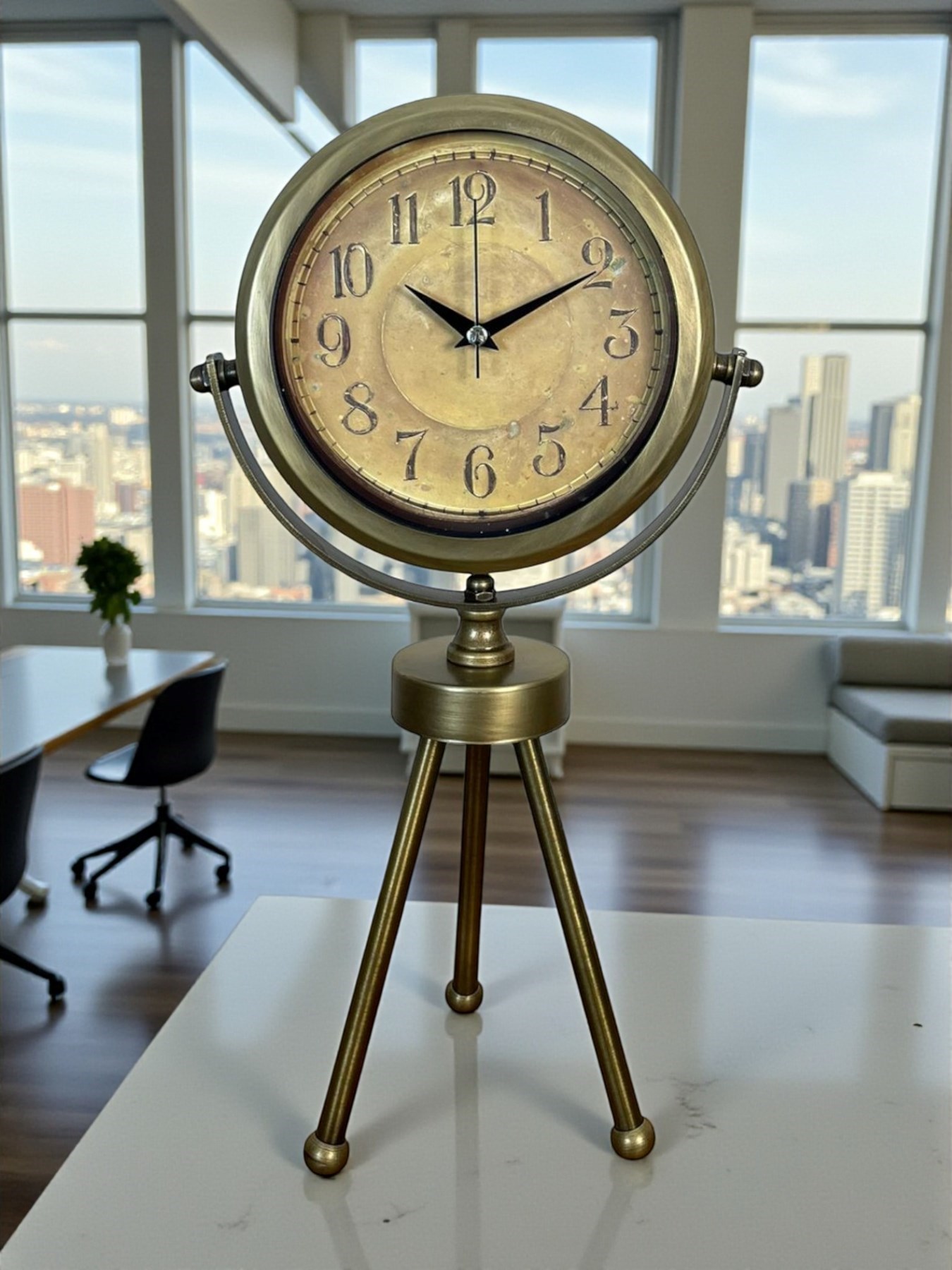 Eskitme Vintage Üç Ayaklı Masa Saati